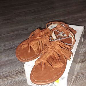 Olivia Miller Cognac Fringe Sandals Sz 5 NIB